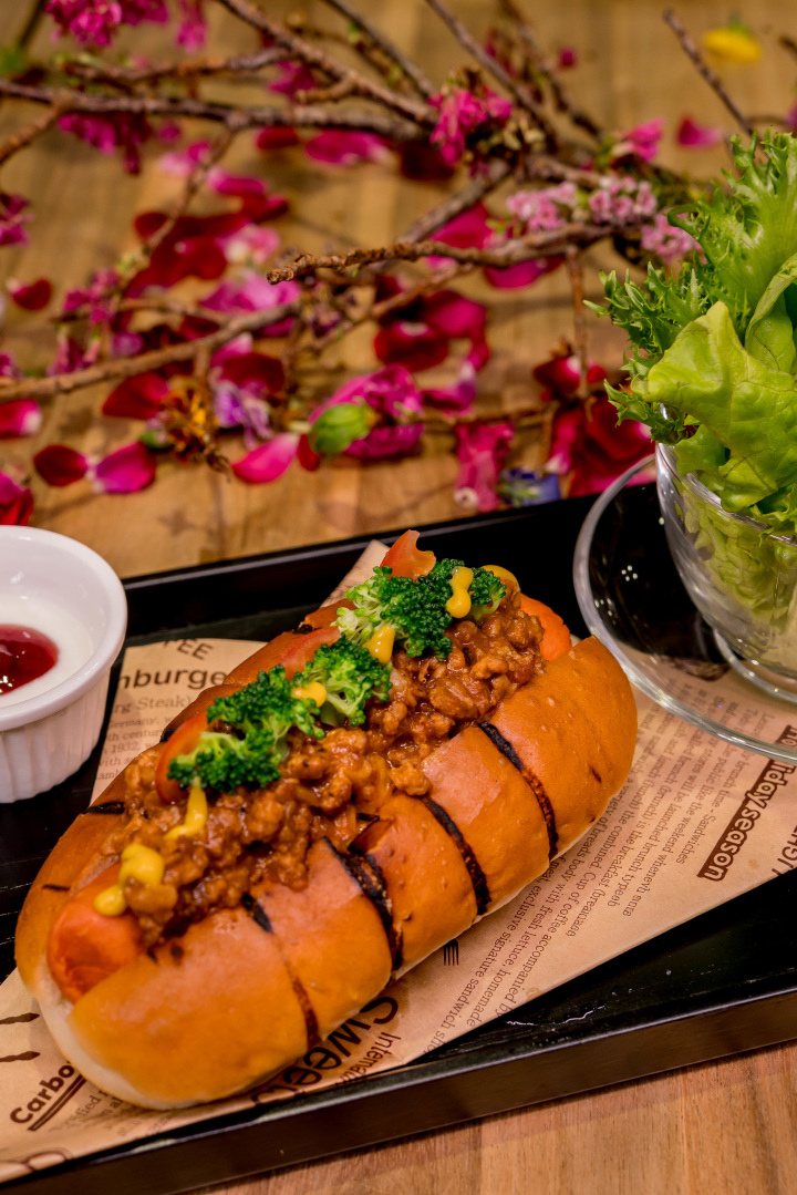 《叛逆玩家》被馴服的瘋狗熱狗堡