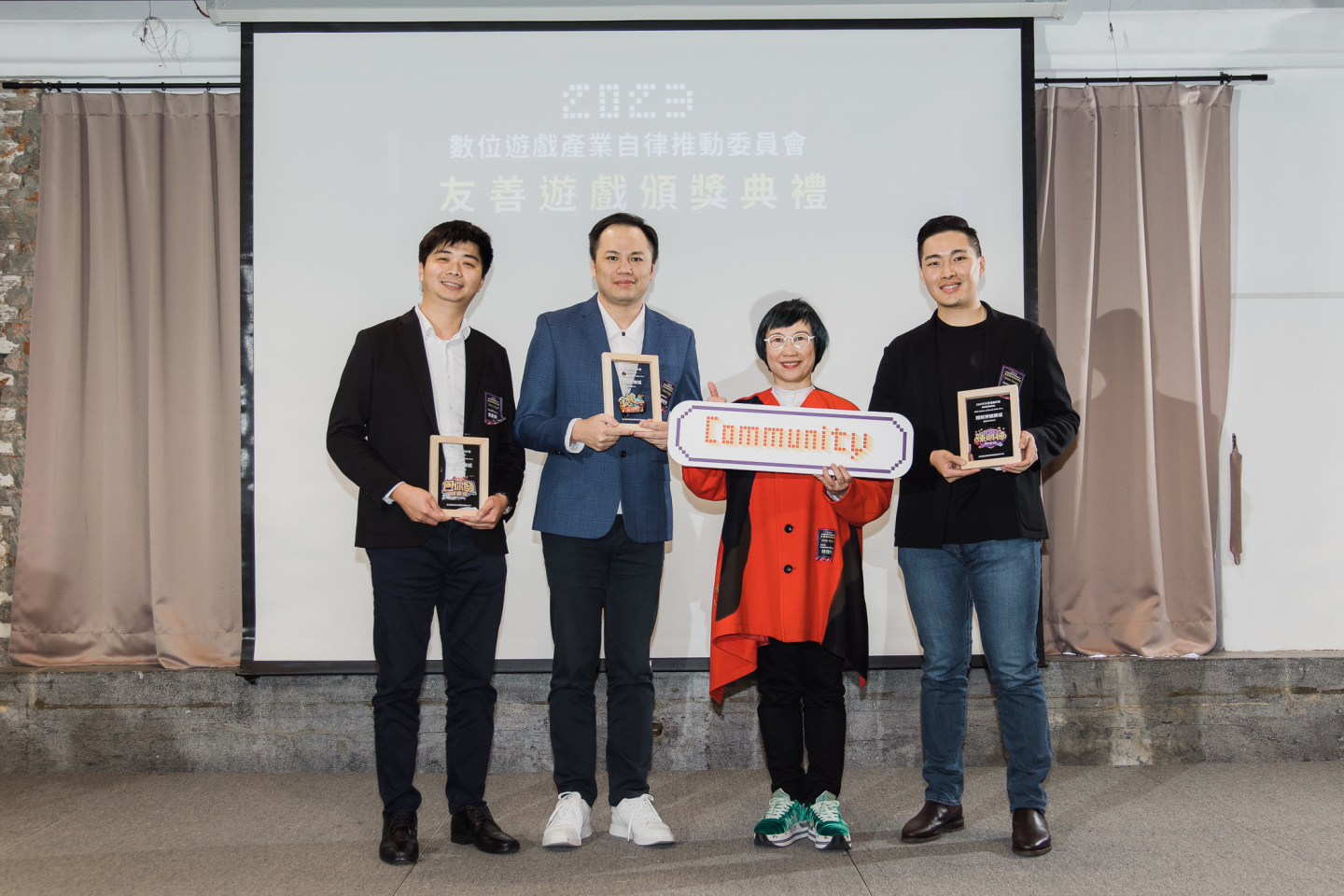 數位遊戲產業自律推動委員會頒發 2022 友善遊戲：《包你發娛樂城》、《辣財神娛樂城》等 11 款產品獲獎