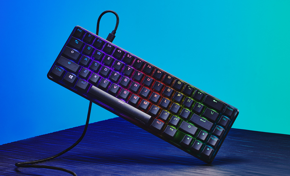 HyperX 無線電競週邊新品發表，推出首款長達 300 小時續航力無線電競耳機