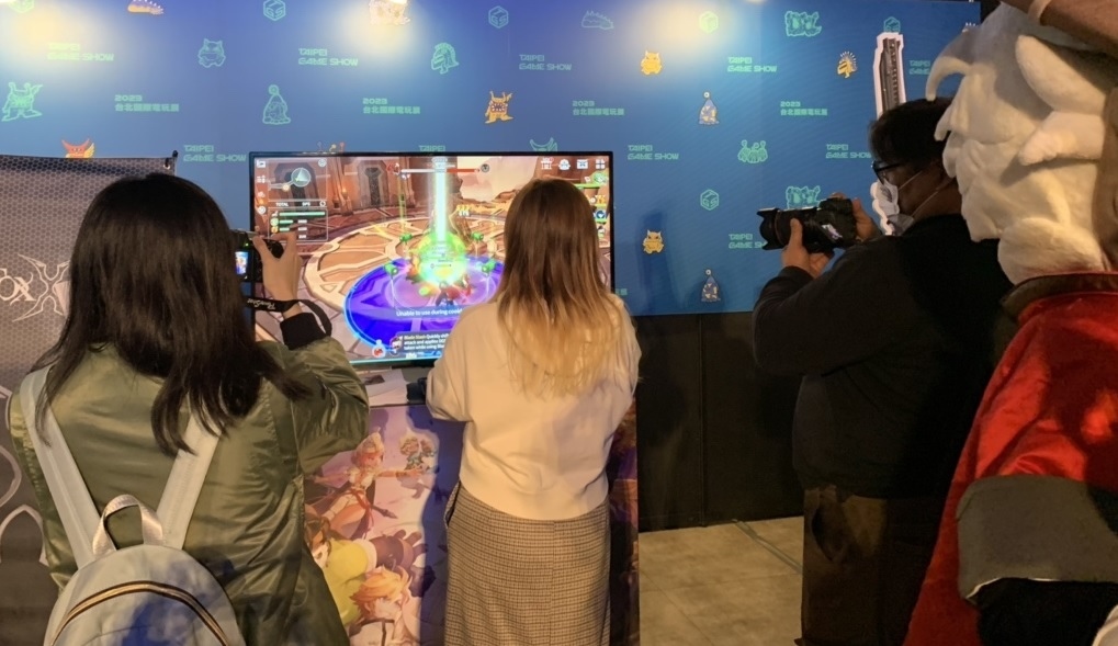 Com2uS《魔靈召喚》IP 新作《魔靈召喚：克羅尼柯戰記》宣布參展 2023 台北國際電玩展