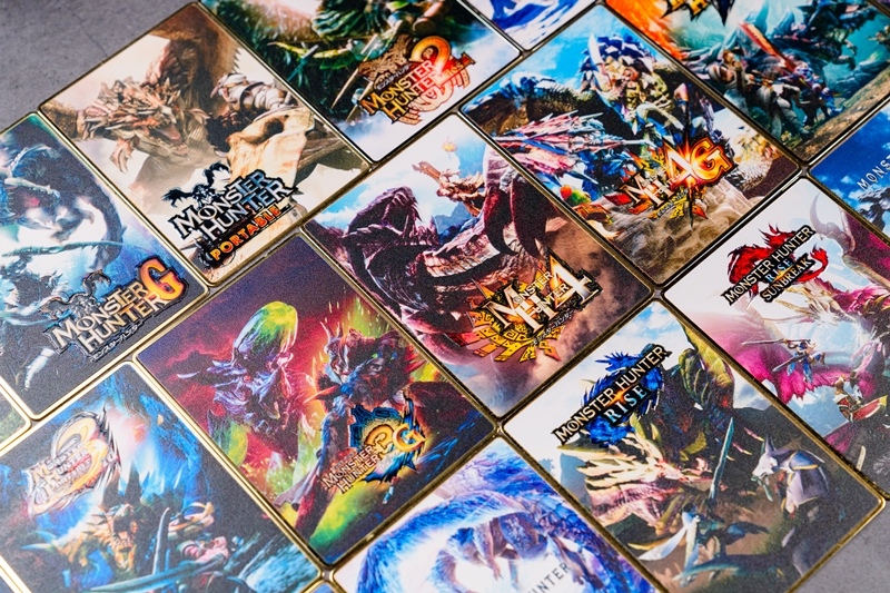 《MONSTER HUNTER》金屬卡牌