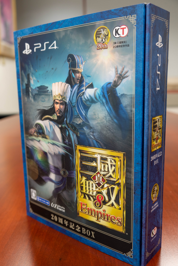 【開箱】《真‧三國無雙 8 Empires》20 週年紀念 BOX 精選歷代 94 名武將造型及圖繪，回顧系列發展軌跡